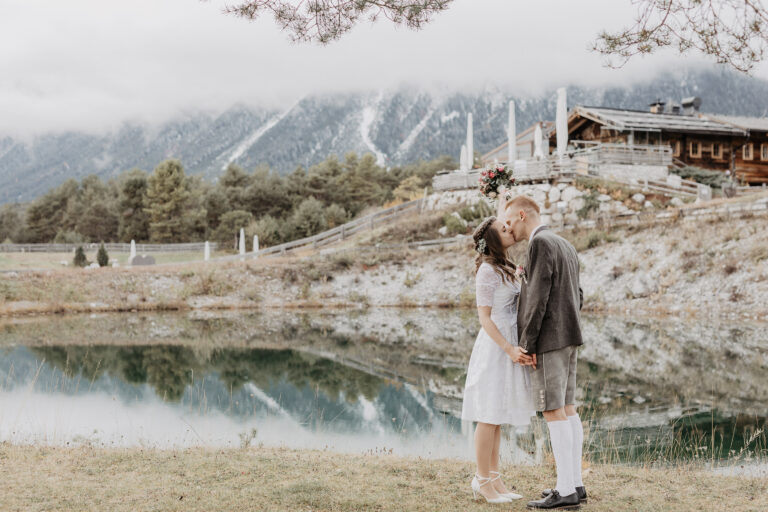 Sabrina und Christian Hochzeit auf der Stöttlalm